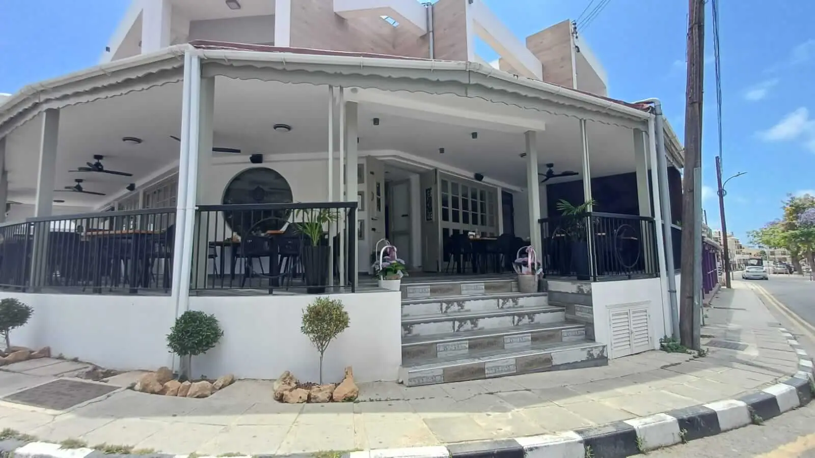 View of restaurant from outside